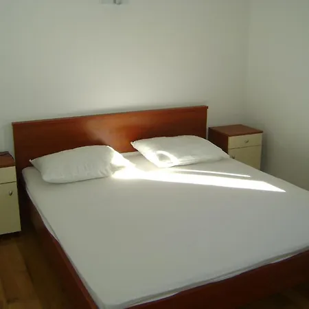Maras Apartament Mimice